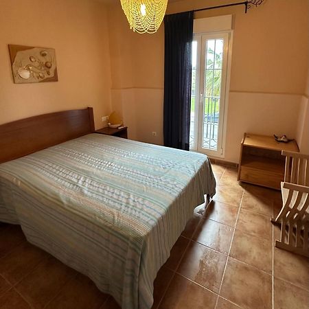 Beach Apartment Уелва Екстериор снимка