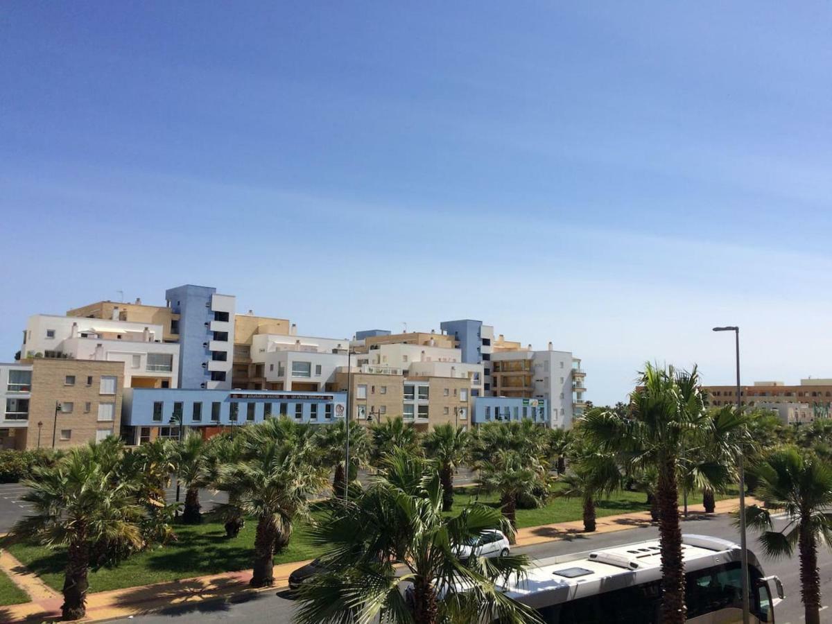 Beach Apartment Уелва Екстериор снимка